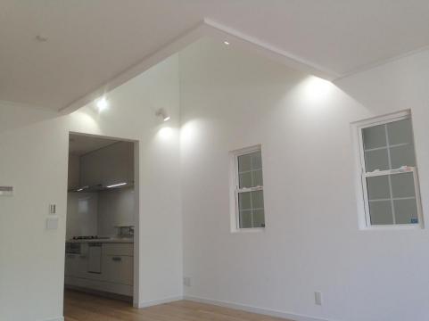 �����ḫ�衡����ء����۰�ͷ���